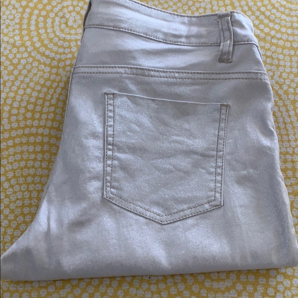 Cache Jeans